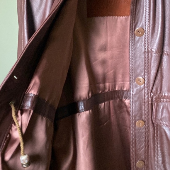 Custom made brown leather jacket - Picture 4 of 5